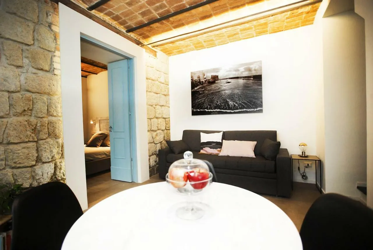 Home Suite Home Nápoles